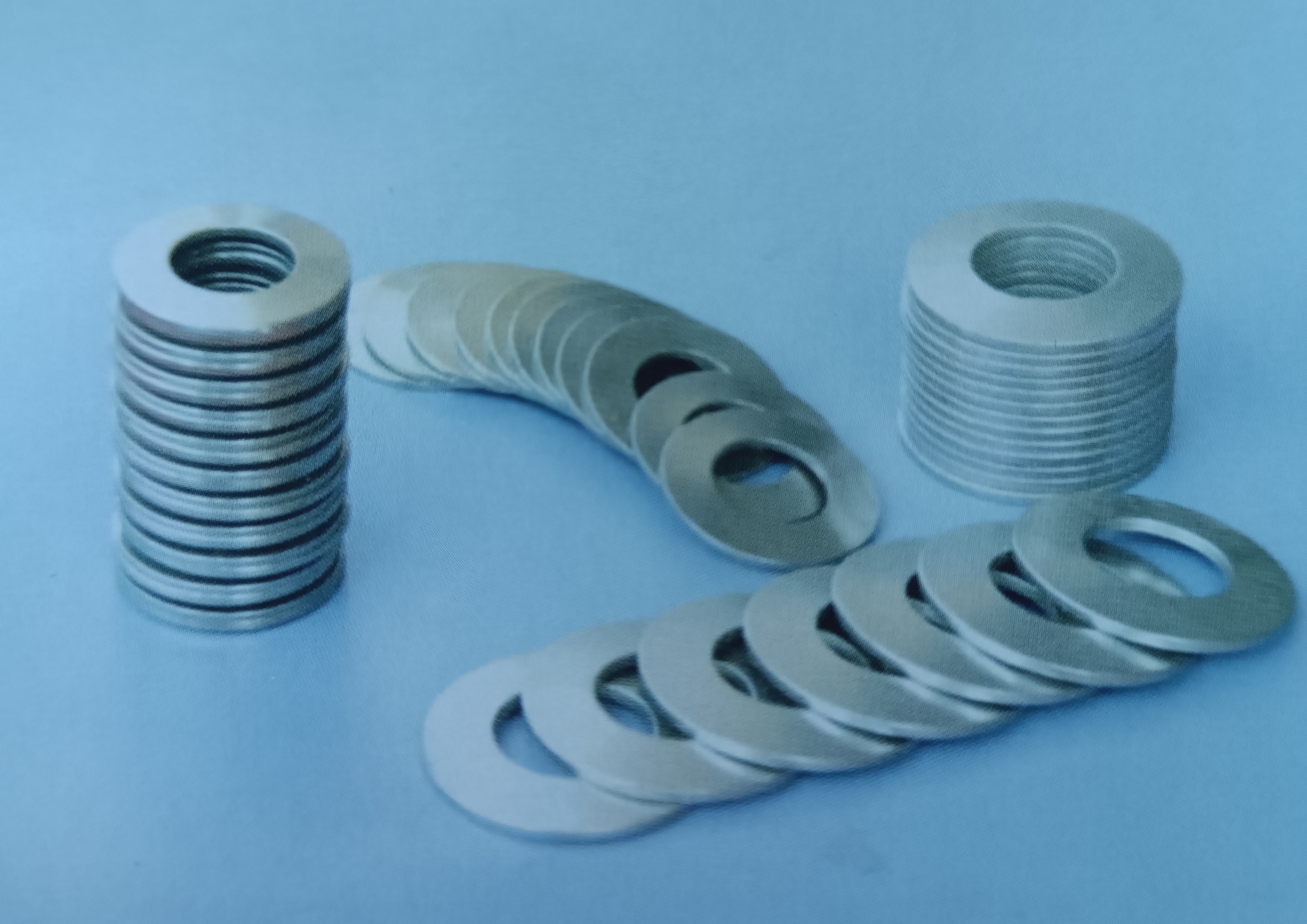 Дискообразная пружина/Disc spring